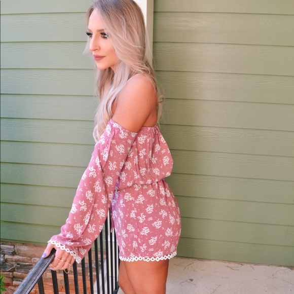 Floral Off The Shoulder Romper - Picture 4 of 4